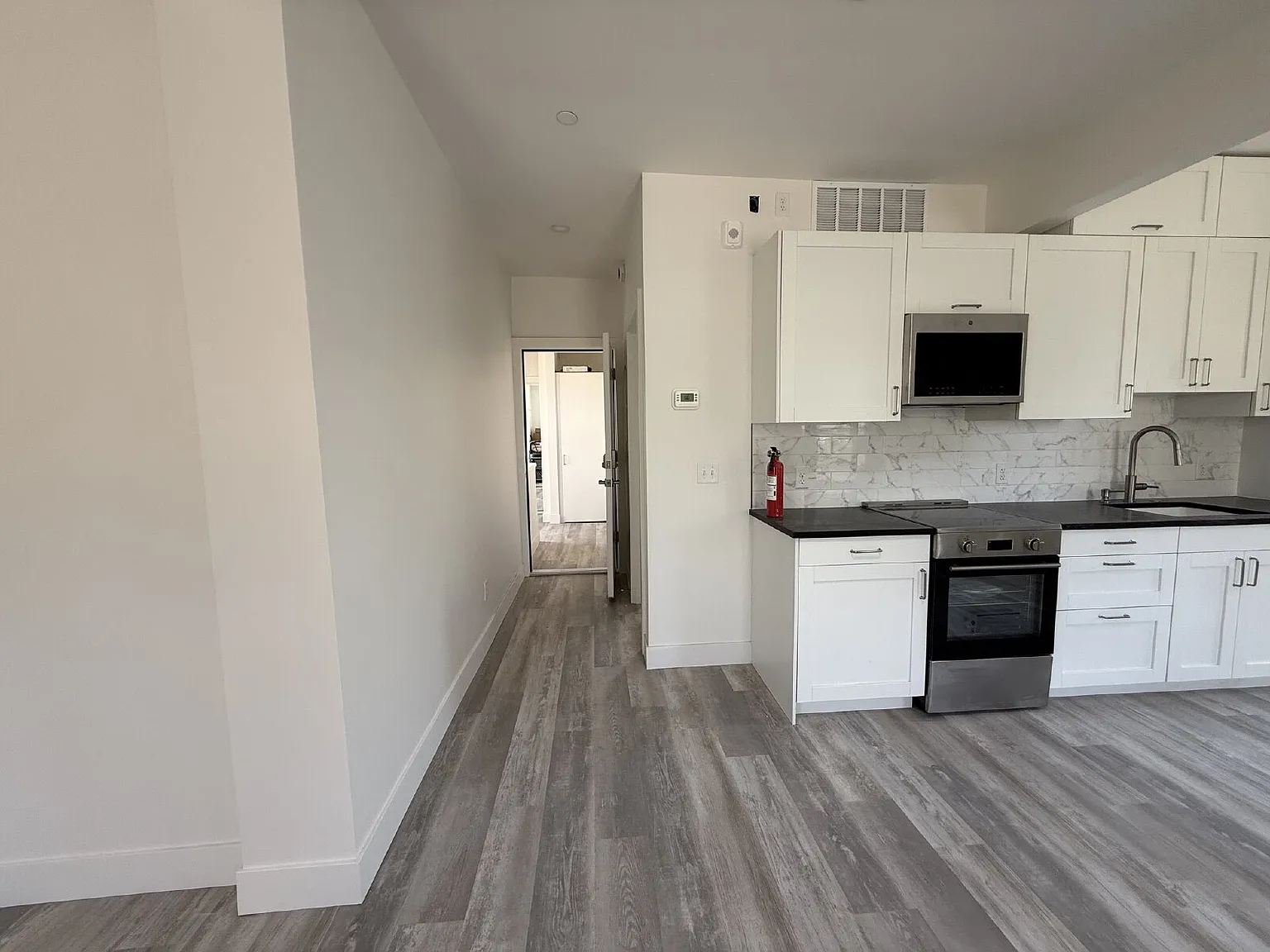 802 E 19th Ave — Photo 4