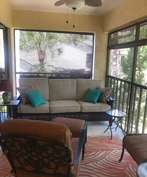 Screened in Lanai