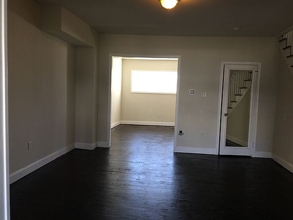 3rd image of 112 Lafayette Ave #House