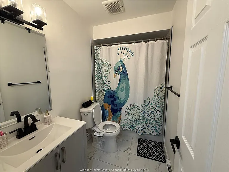 3150 Peter St #10 — Photo 4