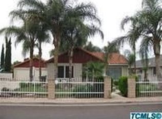 1806 E Mountain View Way, Dinuba, CA 93618