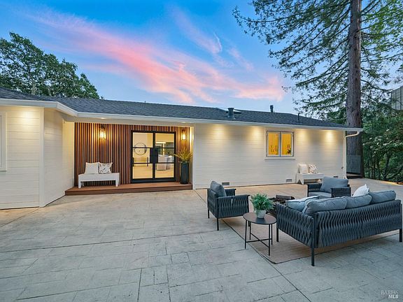3rd image of 21 Sheridan Court
