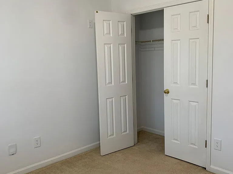 6943 Newbury Way — Photo 13