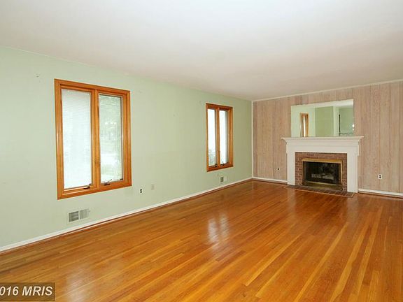 2nd image of 4620 Braeburn Dr