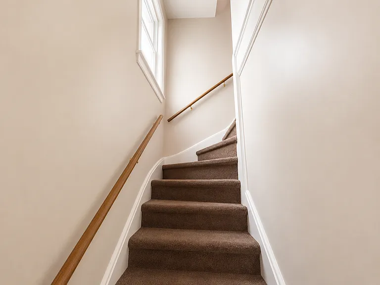 205 Peshine Ave #3 — Photo 7