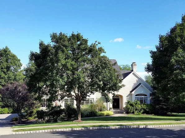 104 Governor Dr, Basking Ridge, NJ 07920