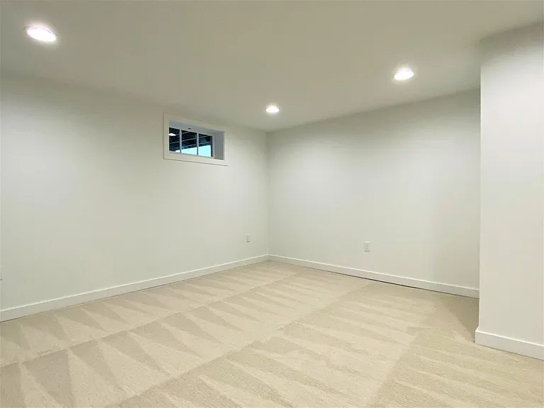 12258 1st Ave NW — Photo 26