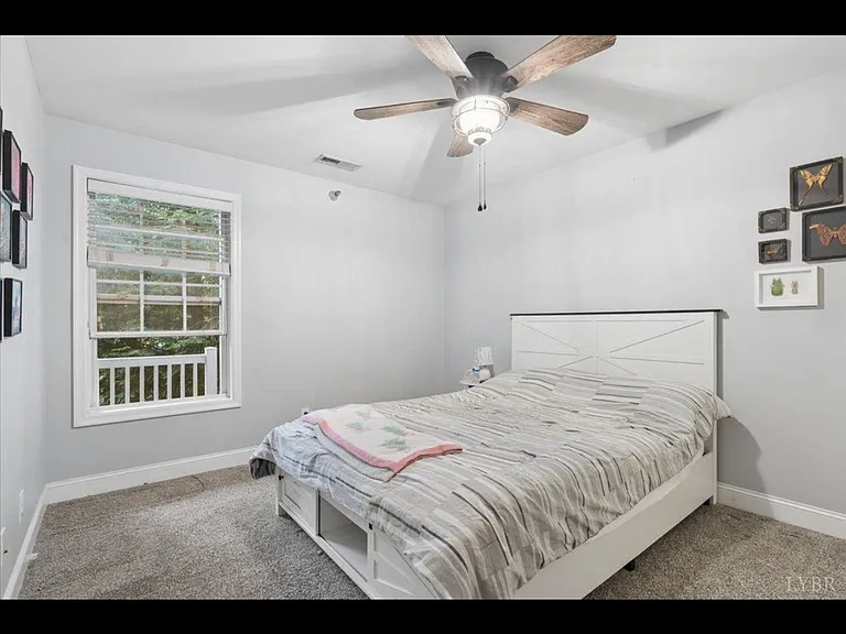 623 Wyndhurst Dr #210 — Photo 18