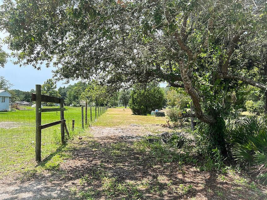 11290 SW 70th Ln, Cedar Key, FL 32625 MLS 786850 Zillow