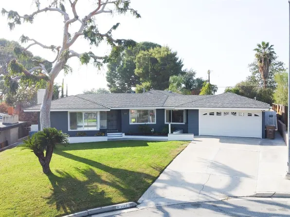 1904 Ridgewood Dr, Bakersfield, CA 93306
