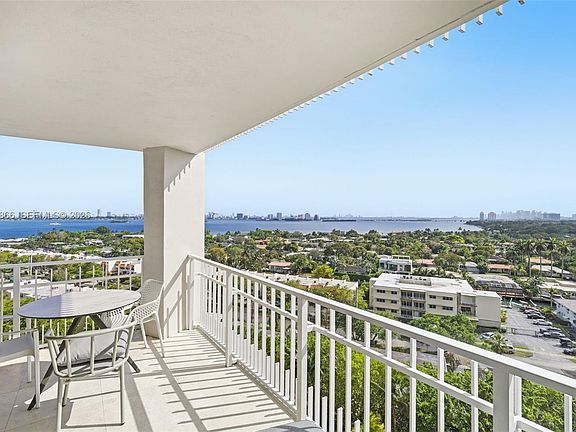 4th image of 2000 Towerside Ter APT 1408