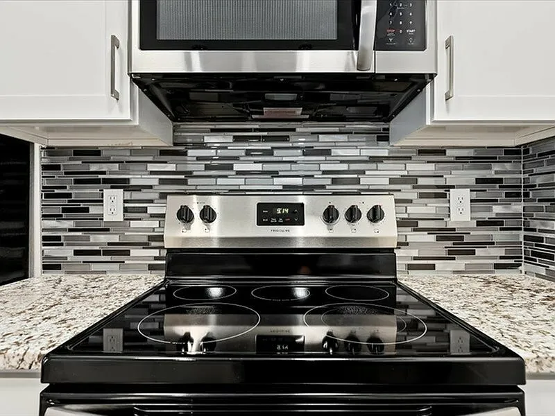 2x1 Stainless Steel Appliances