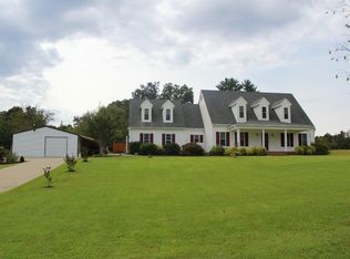 312 Freedom Trl, West Union, SC 29696