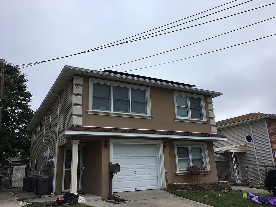 1st image of 629 Ionia Ave