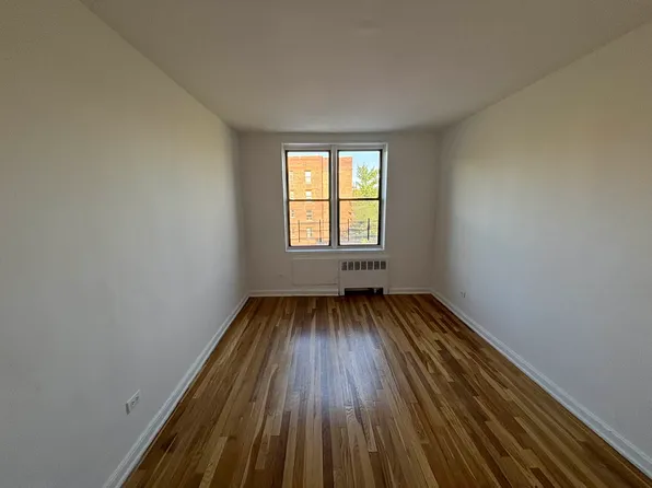 2265 University Avenue image 7 of 7