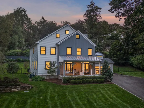 5 Ridgewood Lane, Westport, CT 06880