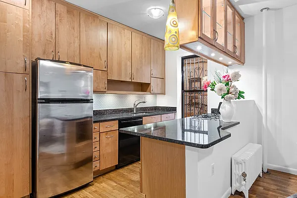 Sold by Corcoran | media 2