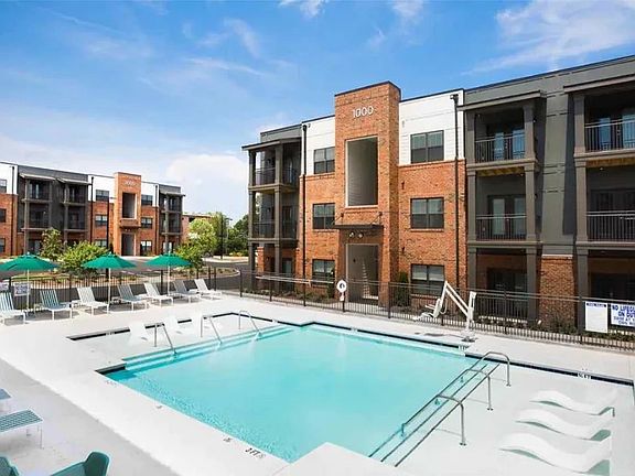 4th image of 6004 Spindle Cir #2201