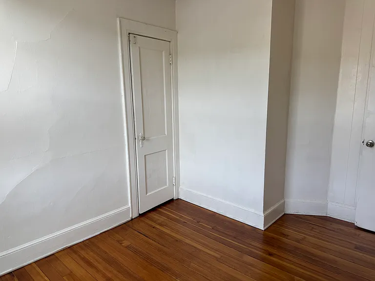 31 Lucy St #3 — Photo 10