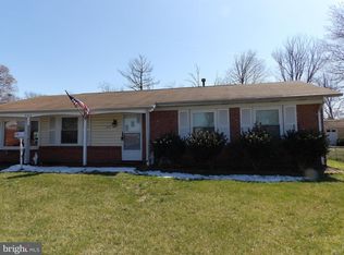 303 W Church Rd, Sterling, VA 20164