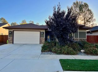 3464 Lemurian Rd, Redding, CA 96002