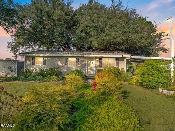 112 Lafourche Rd, Breaux Bridge, LA 70517