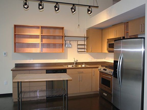 gourmet kitchen
