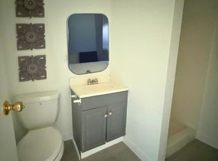 7877 Kempster Ave, Fontana, CA 92336