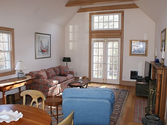 3rd image of 602 Sagg Main St