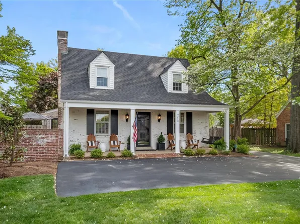 9240 Old Bonhomme Rd, Saint Louis, MO 63132