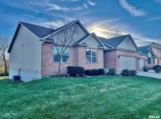 1920 English Oak, Washington, IL