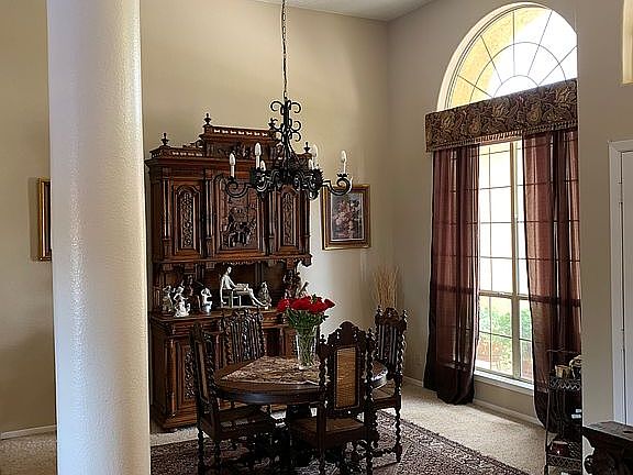 3rd image of 2453 Desert Hills Dr