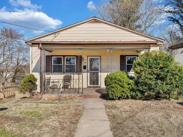 126 10 1/2 St SE, Roanoke, VA 24013