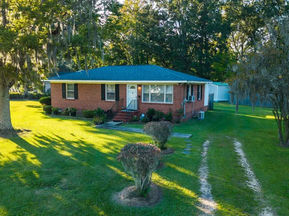 201 Clarine Dr, Goose Creek, SC 29445