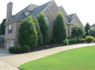 2706 Park Ridge Dr, Paragould, AR 72450