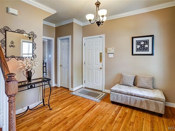 3rd image of 9134 Wren Creek Ct