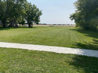 704 South Ave, Essex, IA 51638