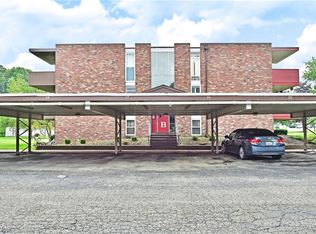 2520 N River Rd NE UNIT B20, Warren, OH 44483