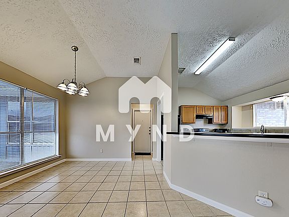 4th image of 801 Landing Blvd