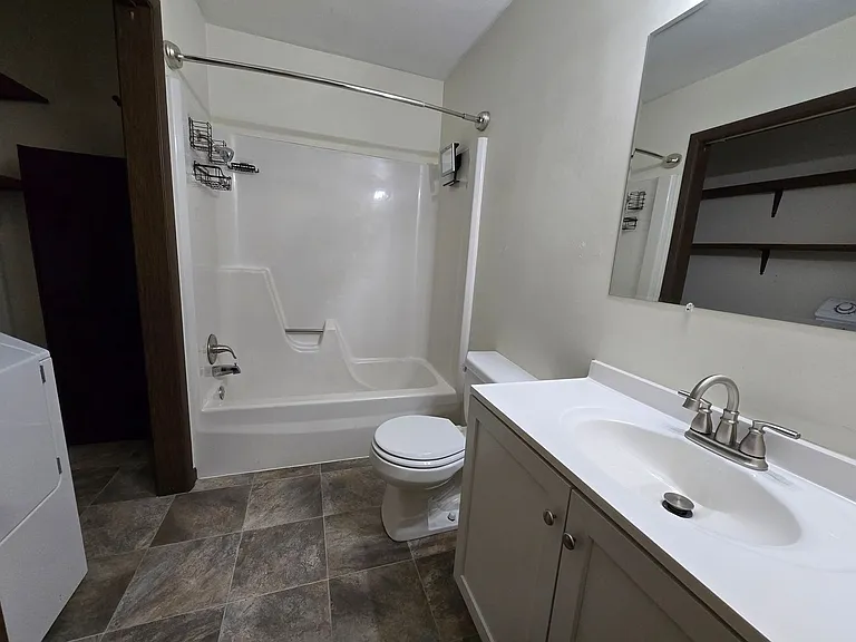 1705 Linda Ln — Photo 10