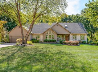 345 Shale Ridge Ct, Powell, OH 43065