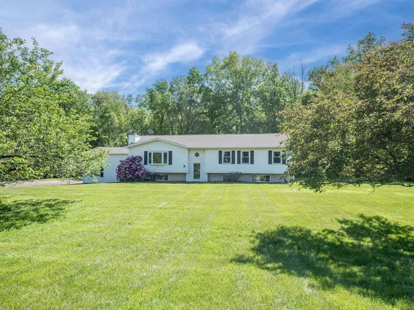 16 Dairy Farm Drive, Brookfield, CT 06804