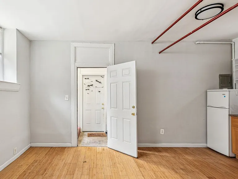 501 N 35th St — Photo 35