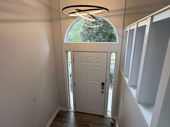 3rd image of 9204 Drummond Dr #9204
