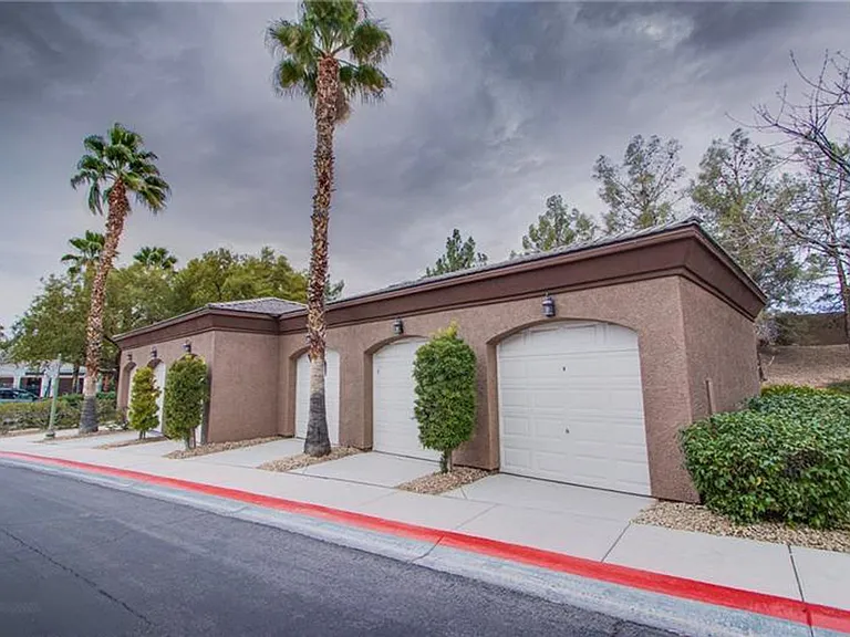 9116 Vista Greens Way — Photo 22