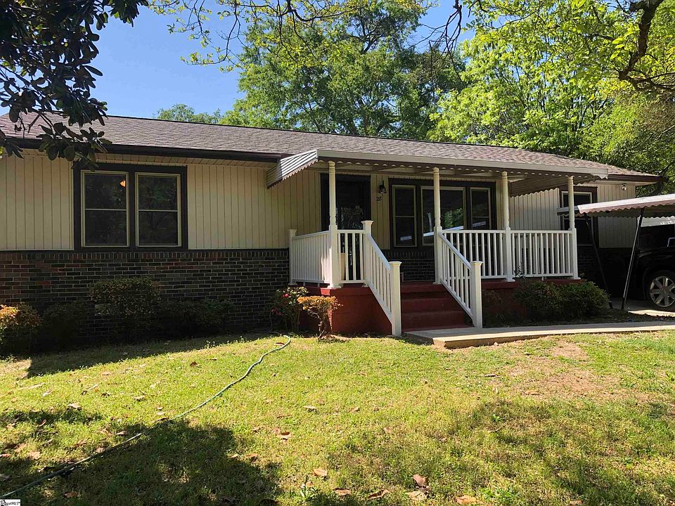 1st image of 28 Echols Dr