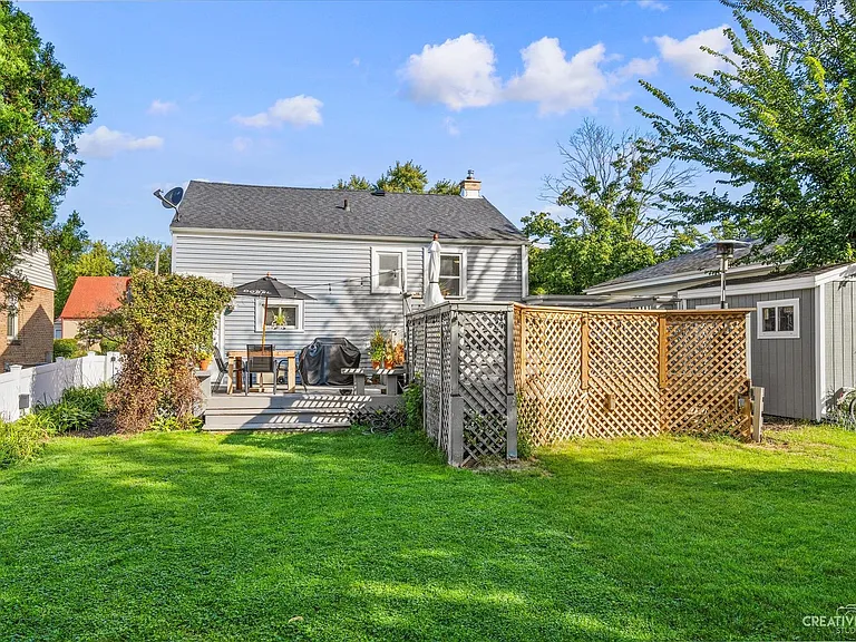 235 W Hickory Rd — Photo 22