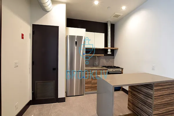 Rented by null | media 15