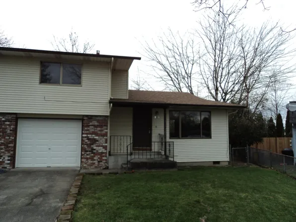 865 NE Scott Ct, Gresham, OR 97030