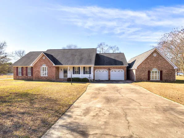 485 E Emerald Lake Dr, Sumter, SC 29153